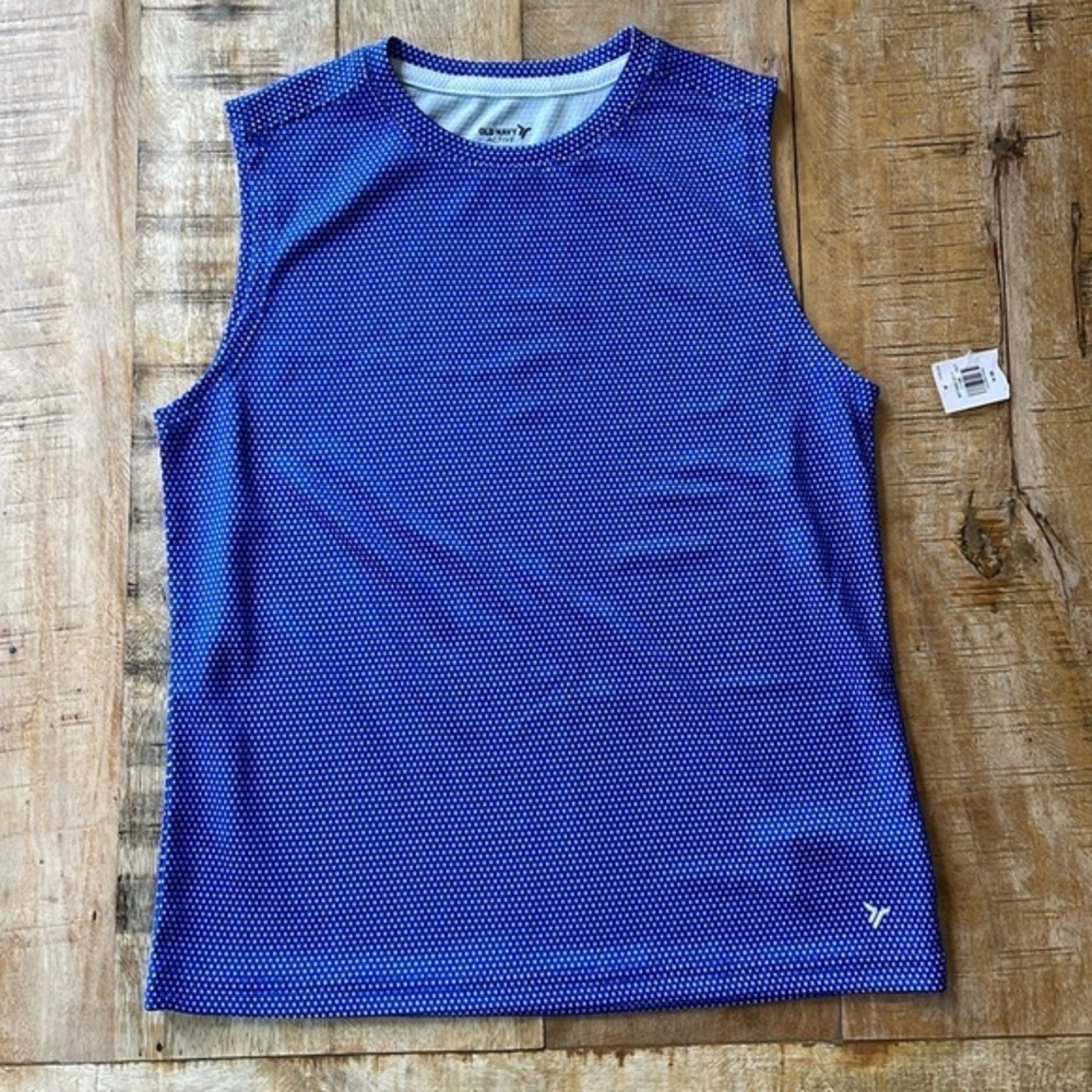 NWT Old Navy boys athletic tank M(8)